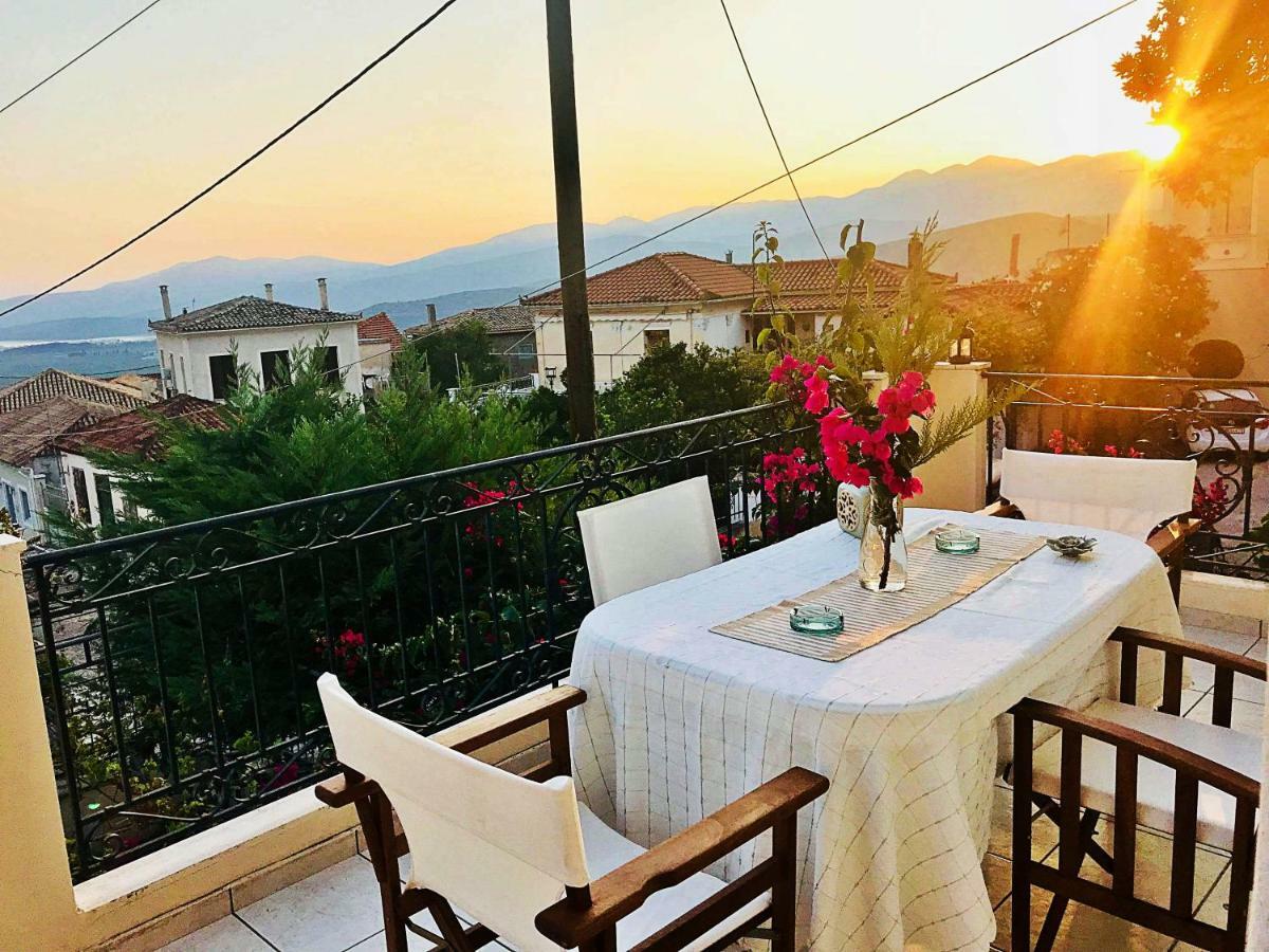 Elia Apartments Chrisso Delphi Bagian luar foto