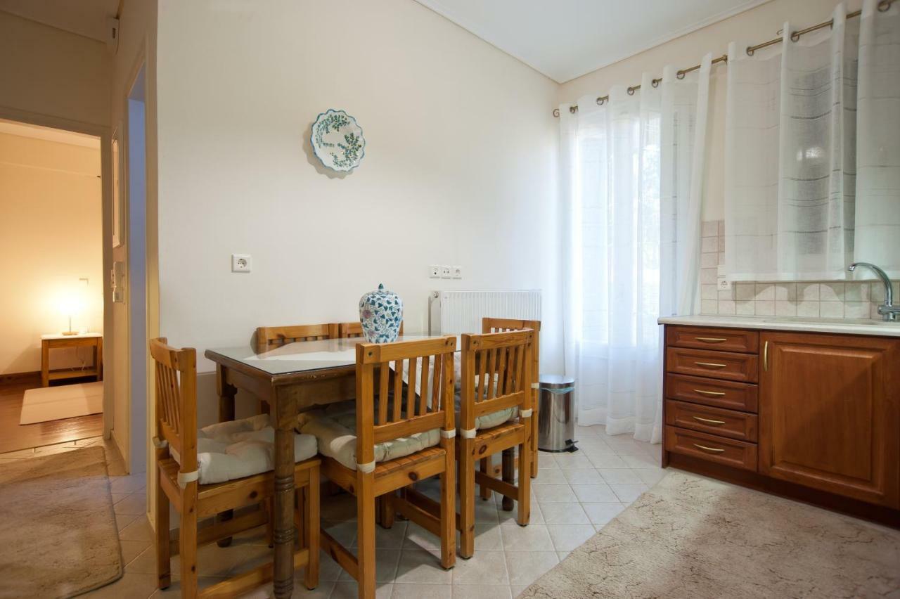 Elia Apartments Chrisso Delphi Bagian luar foto
