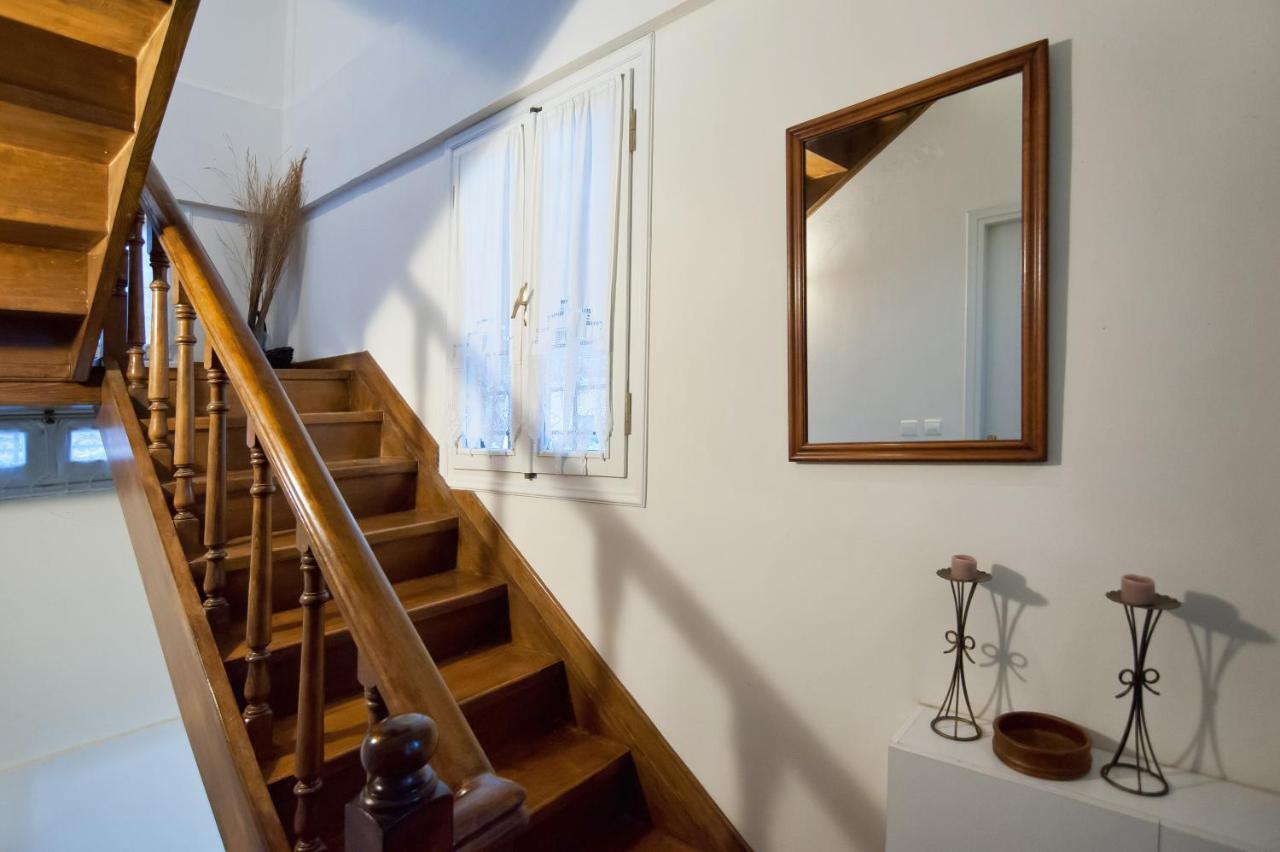 Elia Apartments Chrisso Delphi Bagian luar foto